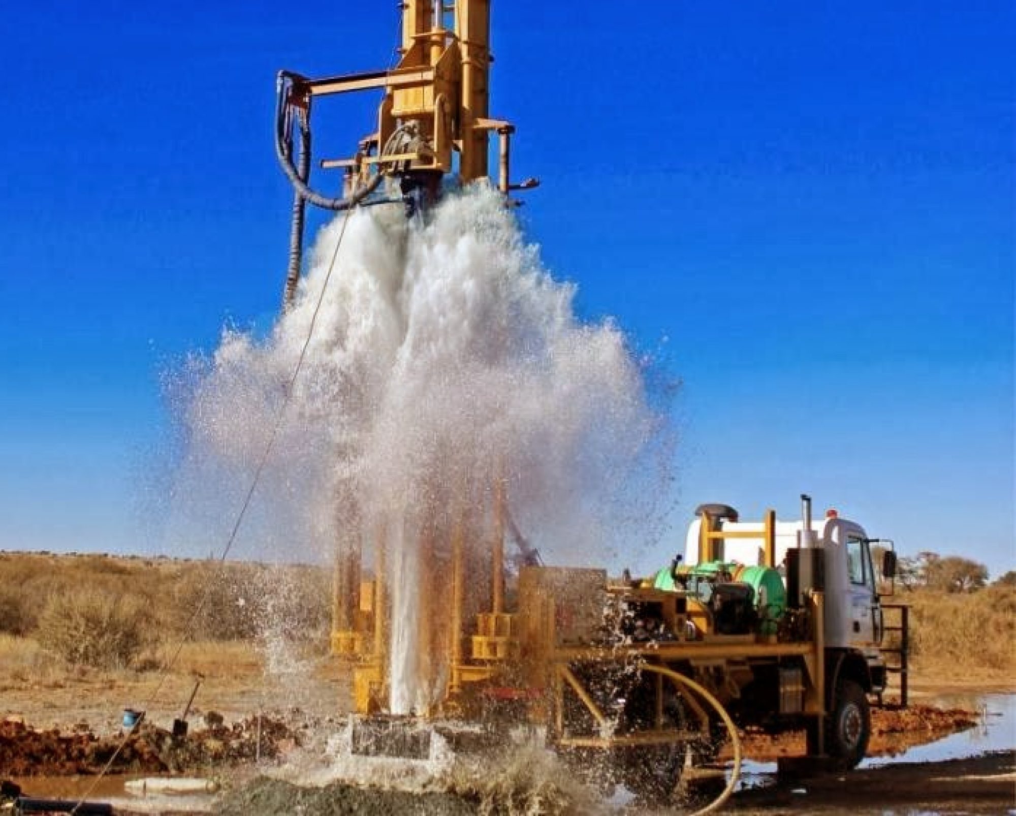 Water bore drilling machine